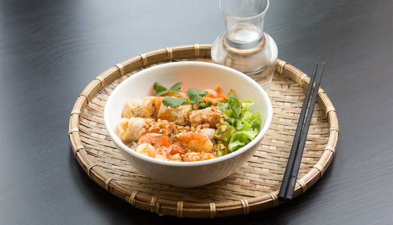Poitiers_Au P&rsquo;tit Vietnam_Bobun aux crevettes_5_Focalpix